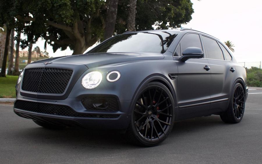 Bentley Bentayga Matte Black on Forgiato Wheels (FLOW 001) '2018